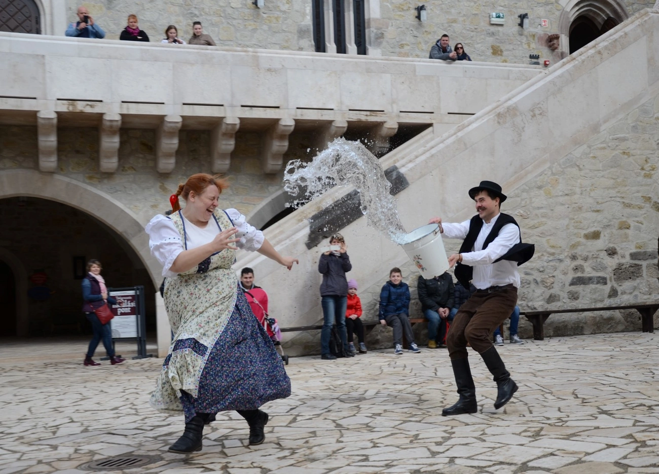 Húsvét a Diósgyőri várban