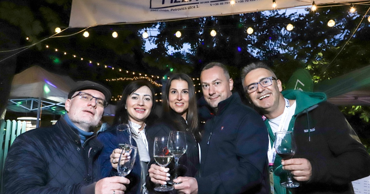 Mutatjuk, hogy telt az Avasi Borangolás első estéje és hogyan folytatódik...